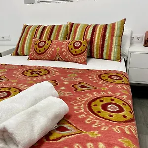 Bed & Breakfast Anka Kurro By Bossh, Rota